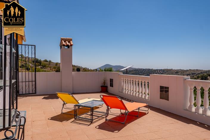 Image No.37-4 Bed Villa / Detached for sale