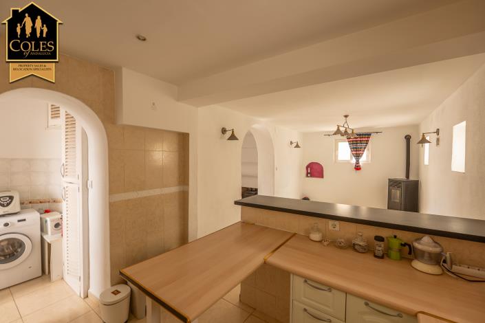 Image No.13-4 Bed Villa / Detached for sale