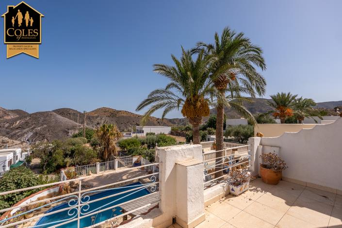 Image No.37-4 Bed Villa / Detached for sale