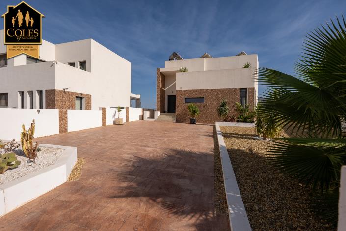 Image No.11-Villa / Independiente con 3 dormitorios en venta