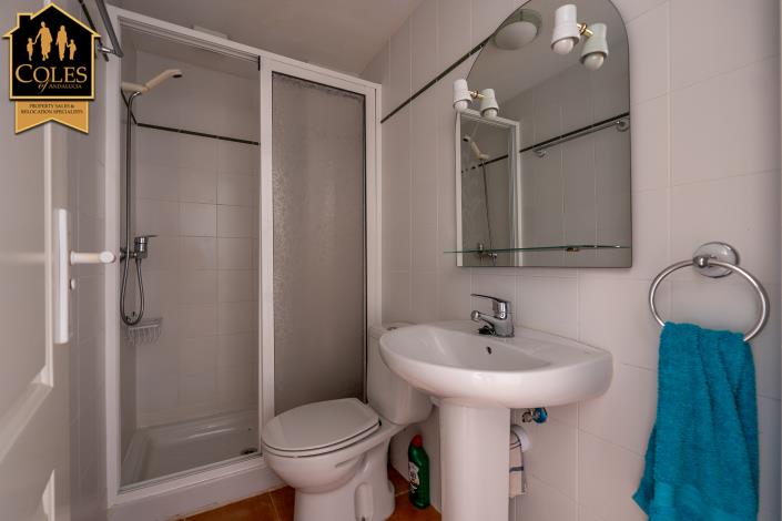 Image No.11-2 Bed Townhouse for sale