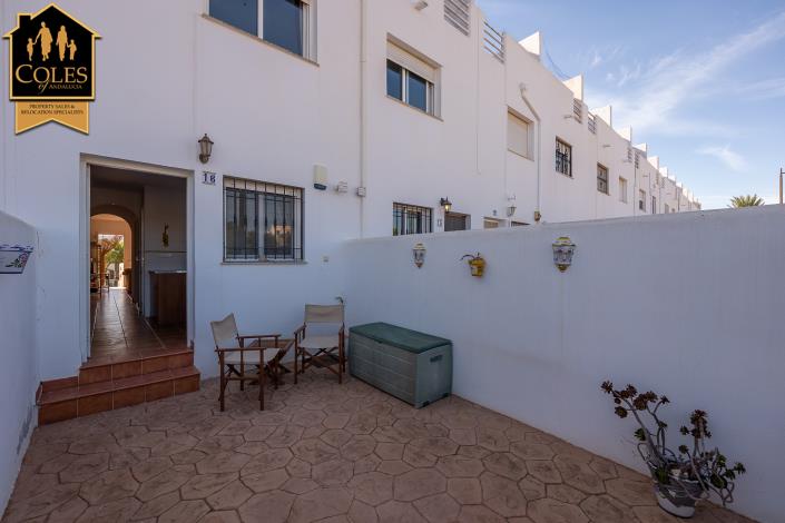 Image No.12-2 Bed Townhouse for sale