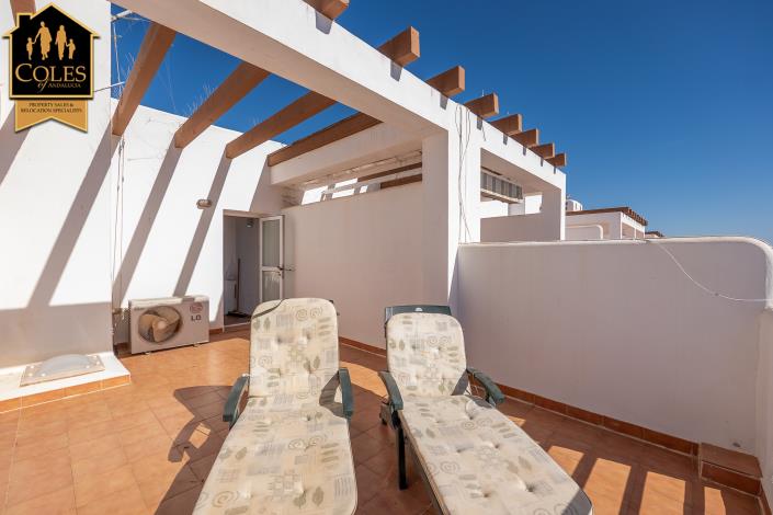 Image No.28-2 Bed Townhouse for sale
