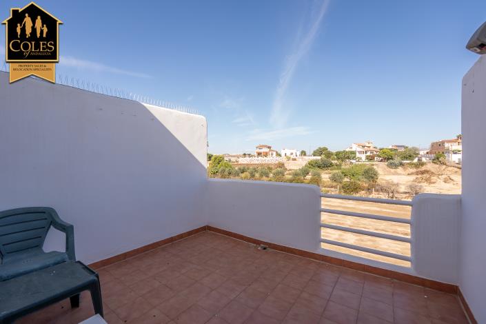 Image No.33-2 Bed Townhouse for sale