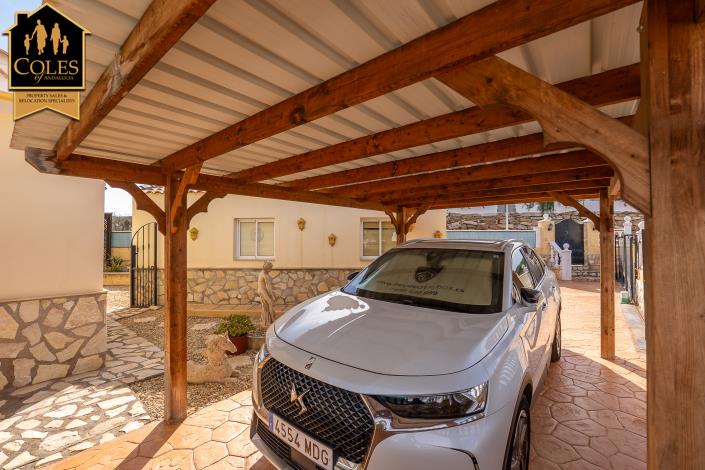 Image No.12-3 Bed Villa / Detached for sale