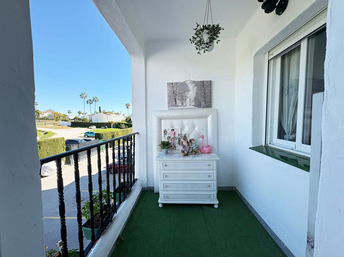 Image No.19-3 Bed Property for sale