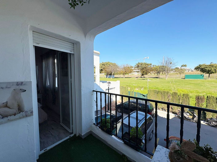 Image No.20-3 Bed Property for sale