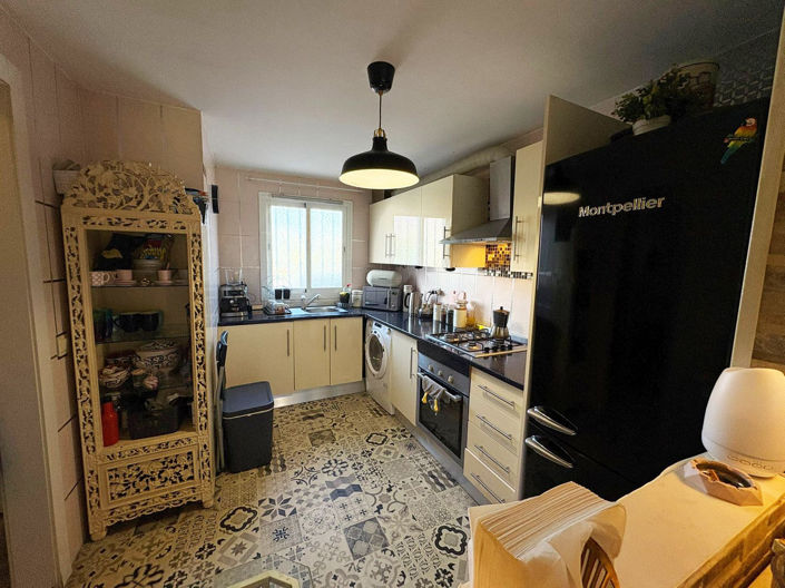 Image No.7-3 Bed Property for sale