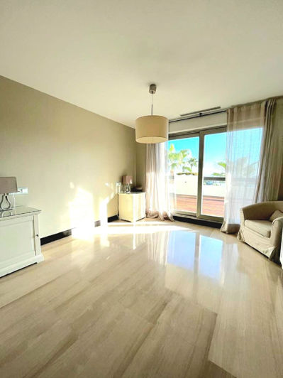 Image No.11-1 Bed Property for sale