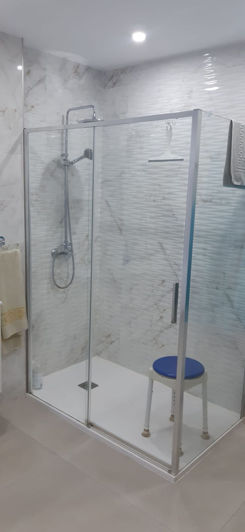 Image No.15-2 Bed Property for sale