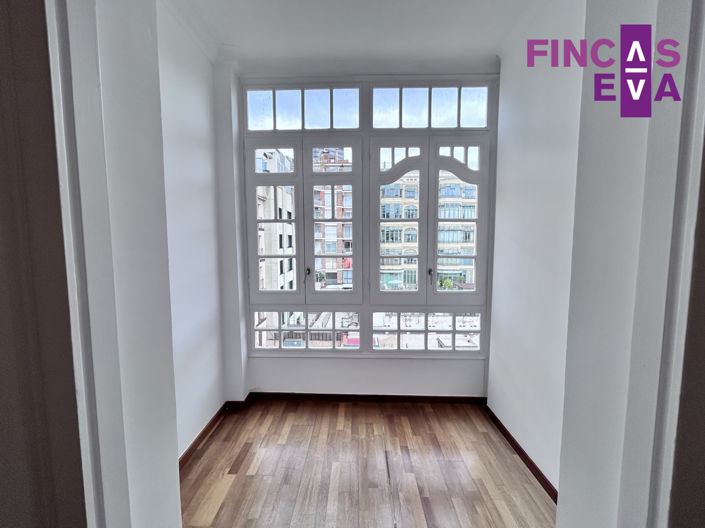 Image No.15-3 Bed Property for sale