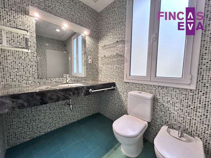 Image No.34-3 Bed Property for sale