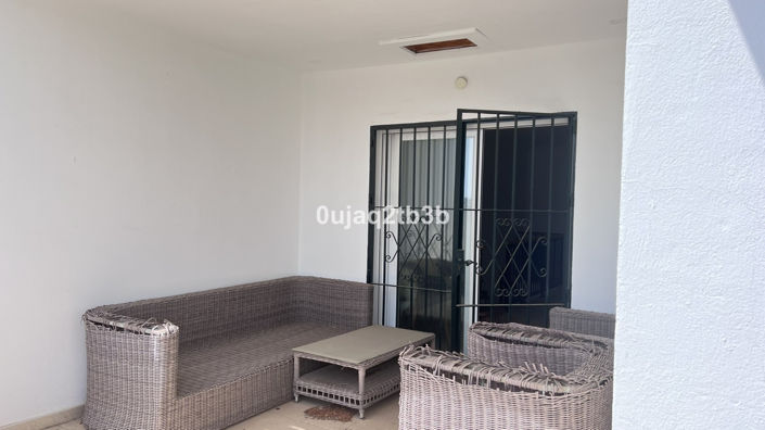 Image No.28-4 Bed Property for sale