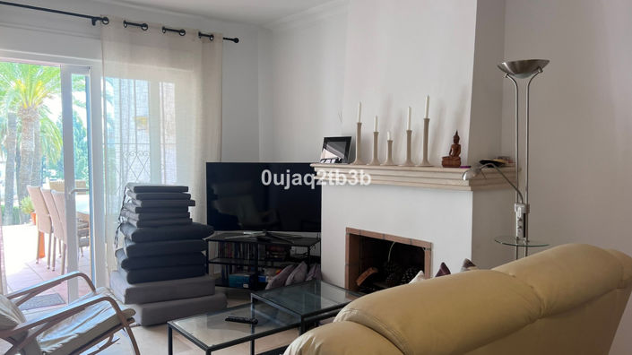 Image No.35-4 Bed Property for sale