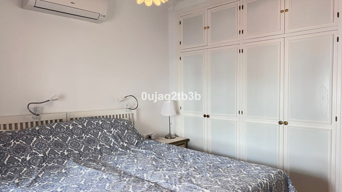 Image No.37-4 Bed Property for sale