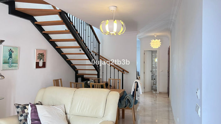 Image No.6-4 Bed Property for sale