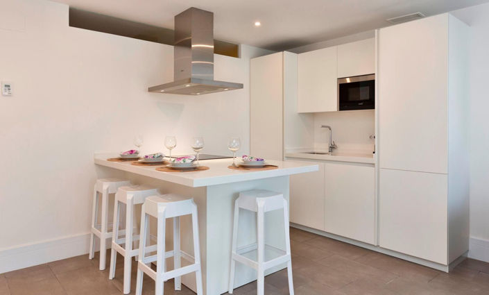 Image No.7-2 Bed Property for sale