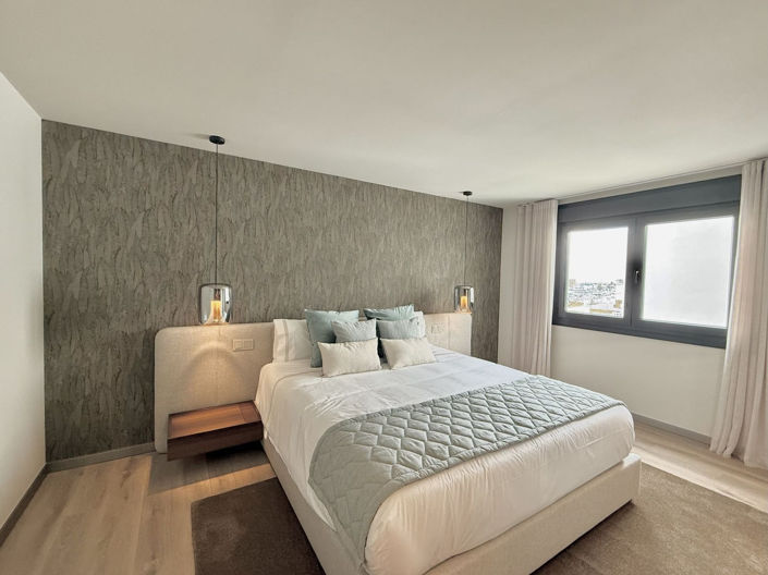 Image No.21-5 Bed Property for sale