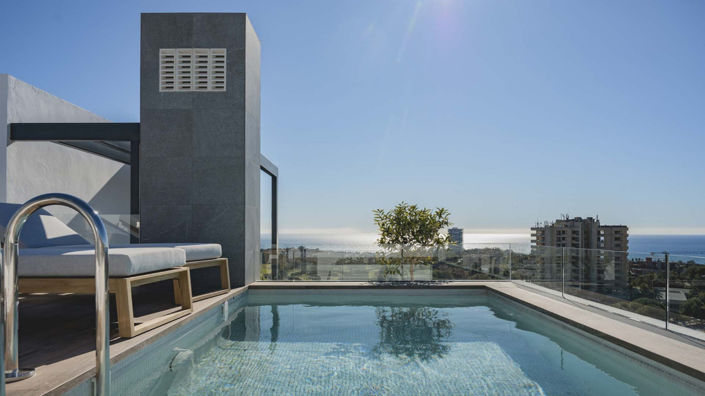 Image No.3-4 Bed Property for sale