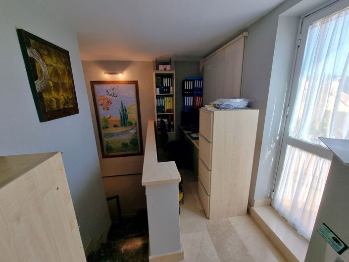 Image No.14-3 Bed Property for sale