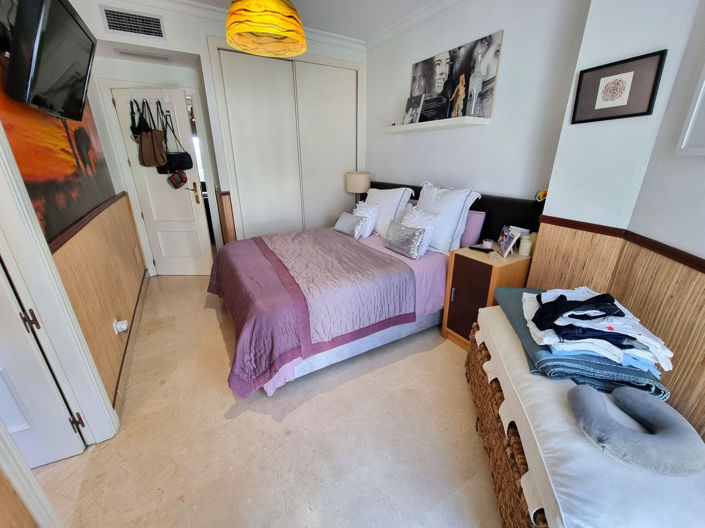 Image No.32-3 Bed Property for sale