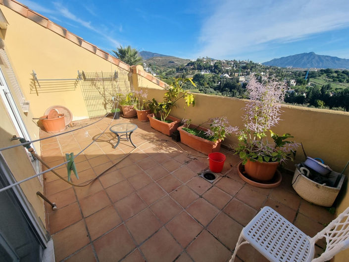 Image No.9-3 Bed Property for sale