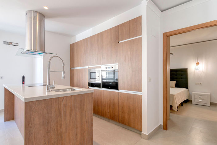 Image No.5-3 Bed Property for sale