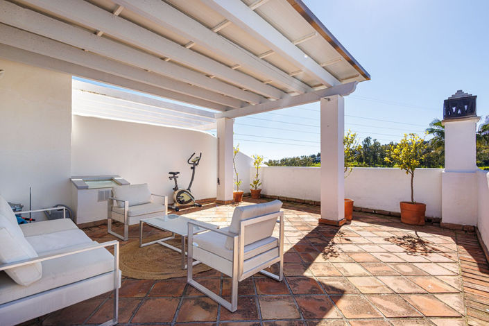 Image No.43-3 Bed Property for sale