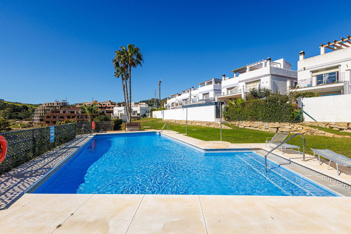 Image No.5-3 Bed Property for sale
