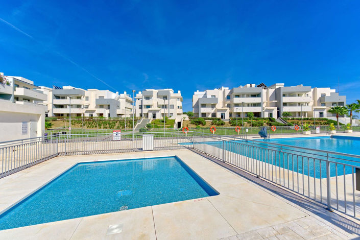 Image No.4-3 Bed Property for sale