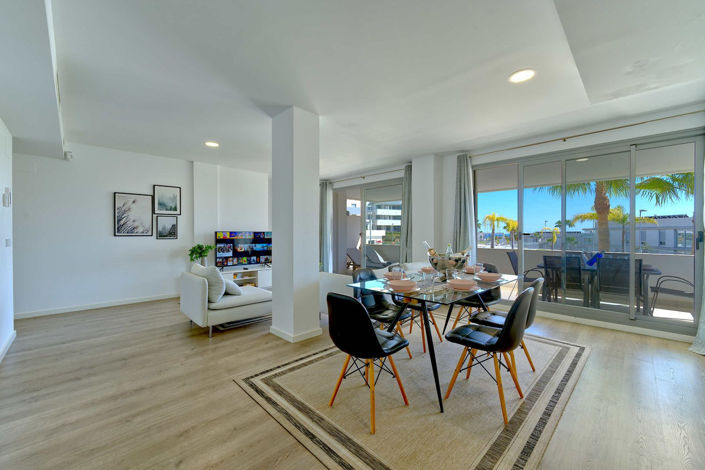 Image No.7-3 Bed Property for sale