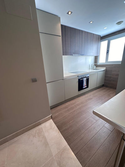 Image No.8-3 Bed Property for sale