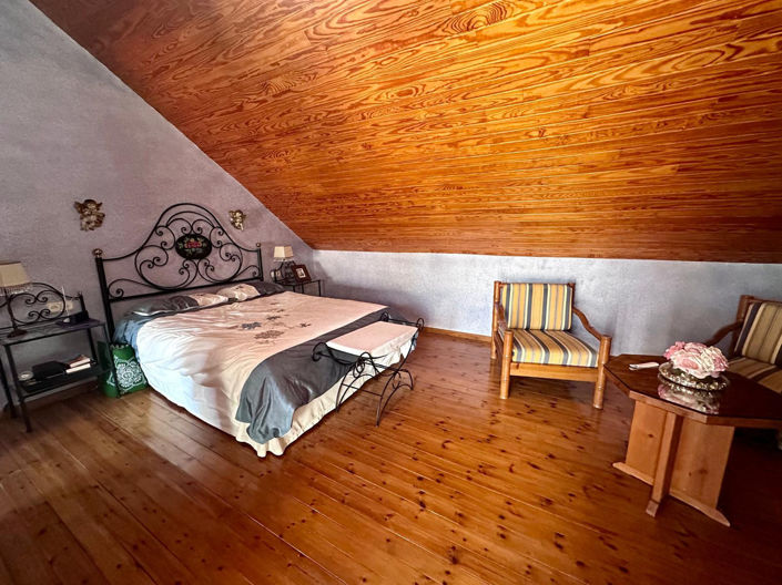 Image No.33-4 Bed Property for sale