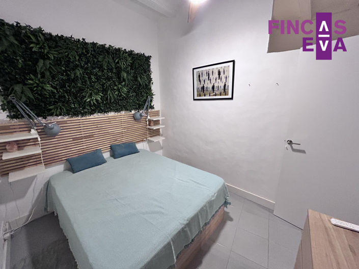 Image No.13-3 Bed Property for sale