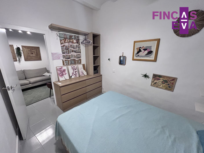 Image No.15-3 Bed Property for sale
