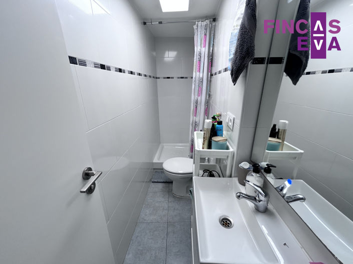 Image No.33-3 Bed Property for sale