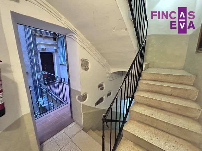 Image No.41-3 Bed Property for sale