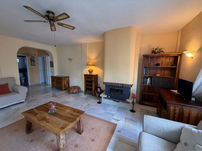 Image No.4-2 Bed Property for sale
