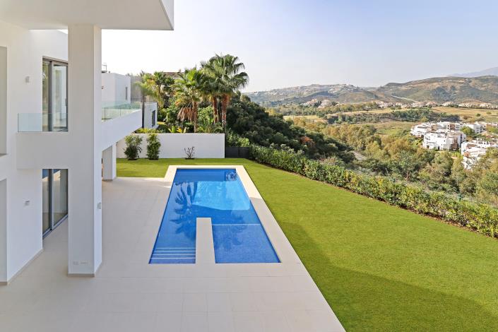 Image No.6-5 Bed Villa for sale