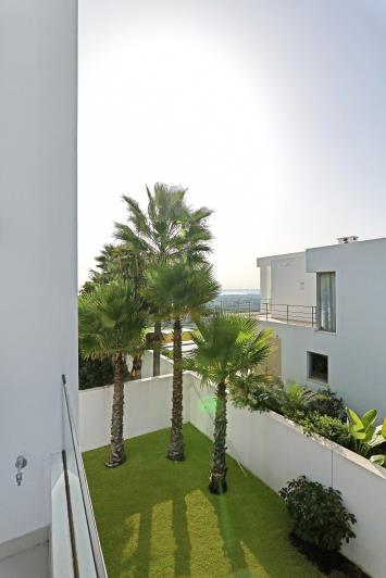 Image No.10-5 Bed Villa for sale