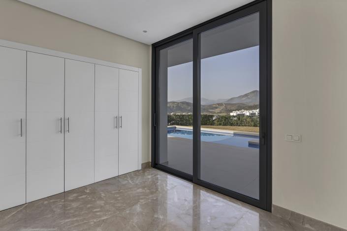 Image No.21-5 Bed Villa for sale