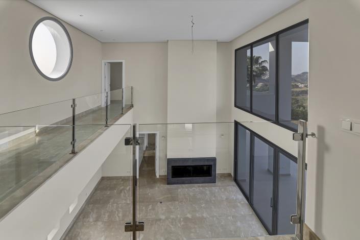 Image No.32-5 Bed Villa for sale