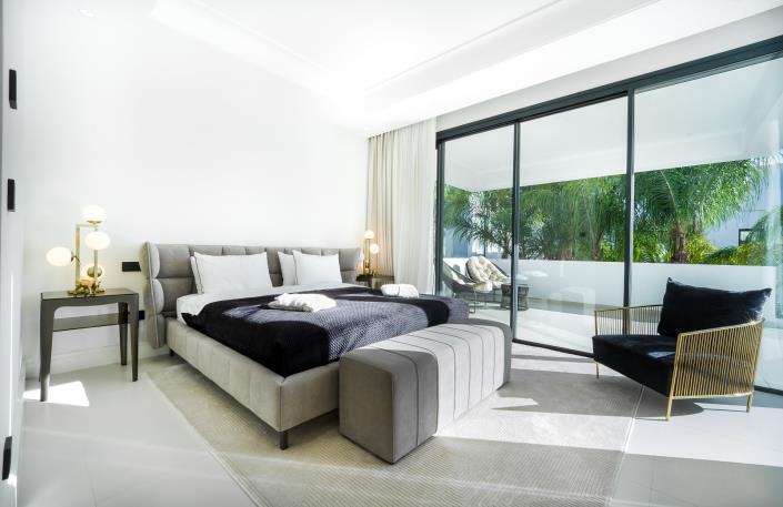 Image No.12-4 Bed Apartment for sale