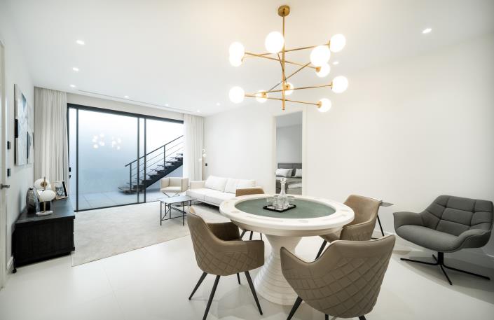 Image No.17-4 Bed Apartment for sale