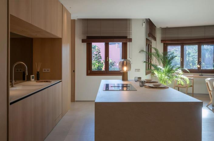 Image No.9-3 Bed Apartment for sale