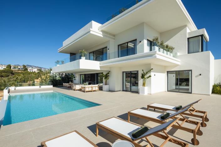 Image No.18-5 Bed Villa for sale