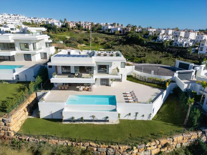 Image No.32-5 Bed Villa for sale