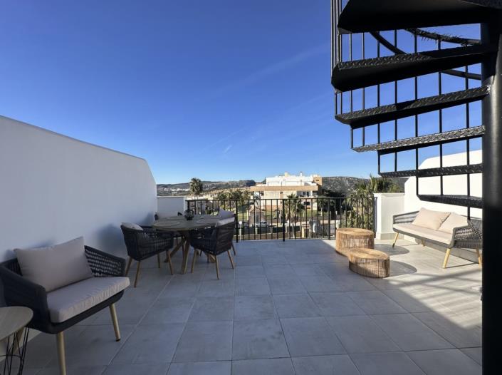 Image No.2-Penthouse de 2 chambres à vendre à Estepona