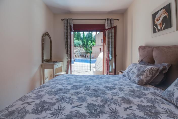Image No.16-2 Bed Apartment for sale