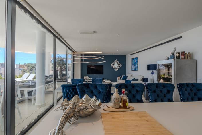 Image No.8-3 Bed Apartment for sale